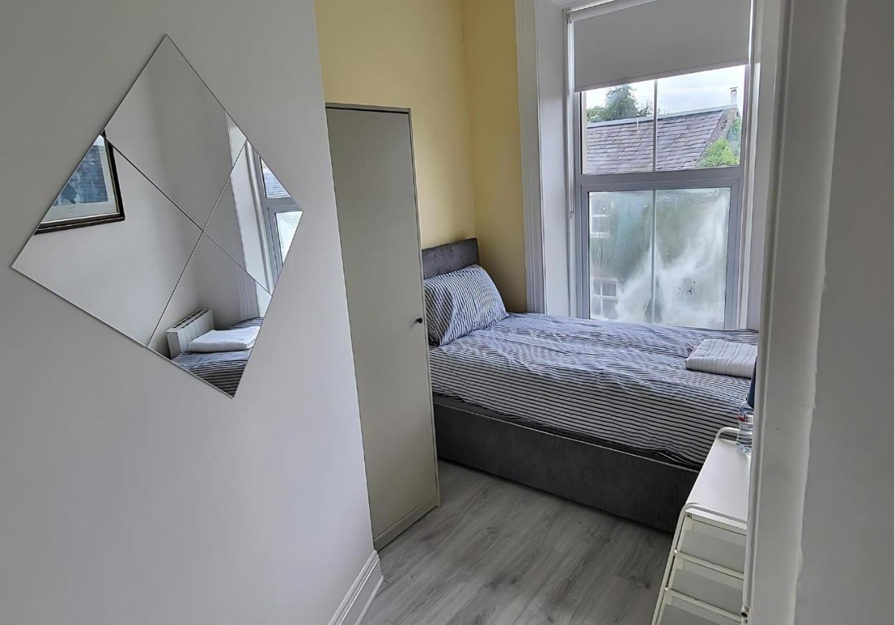 Naas Town - Budget Double Bedrooms Bagian luar foto