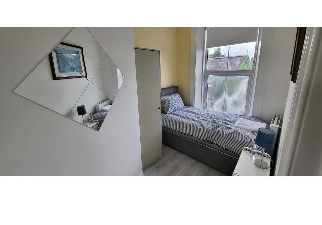 Naas Town - Budget Double Bedrooms Bagian luar foto