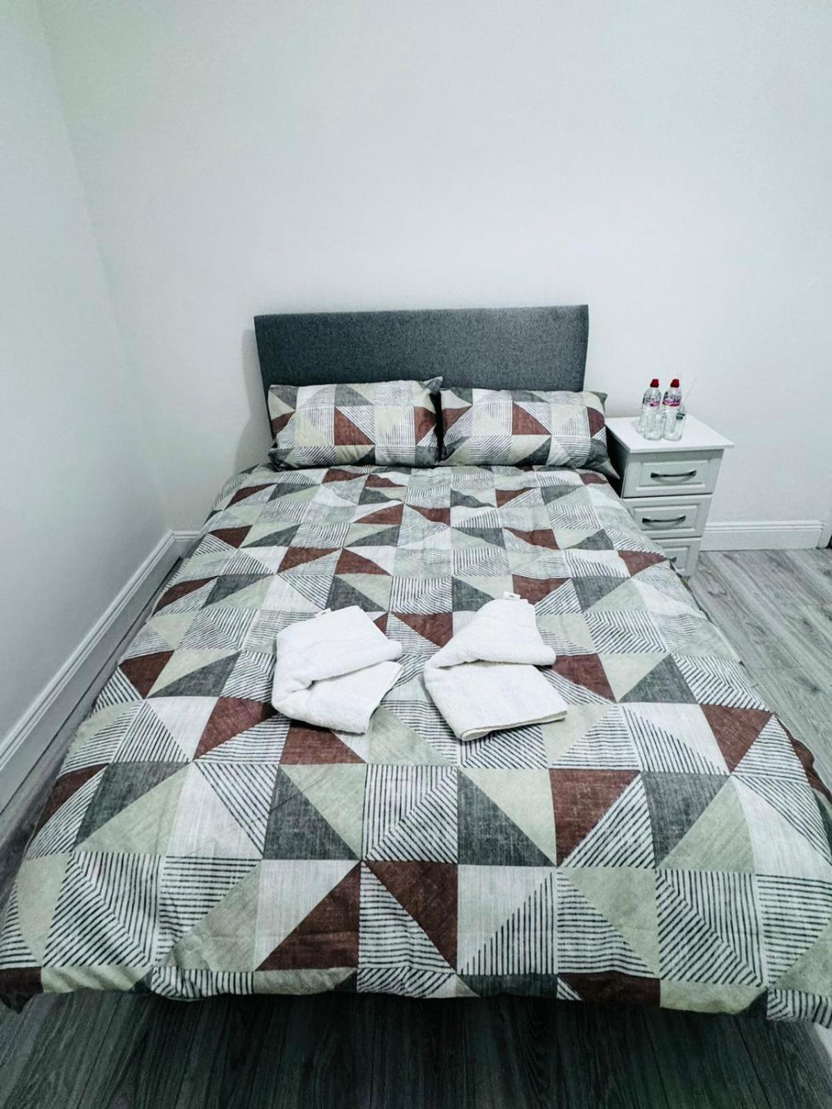 Naas Town - Budget Double Bedrooms Bagian luar foto